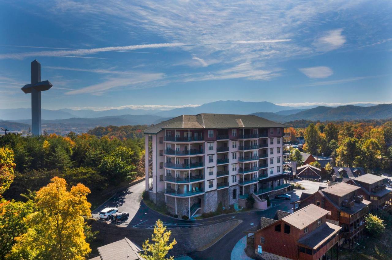 The Bear Paw Palace Mtn View And Community Pools ピジョンフォージ エクステリア 写真