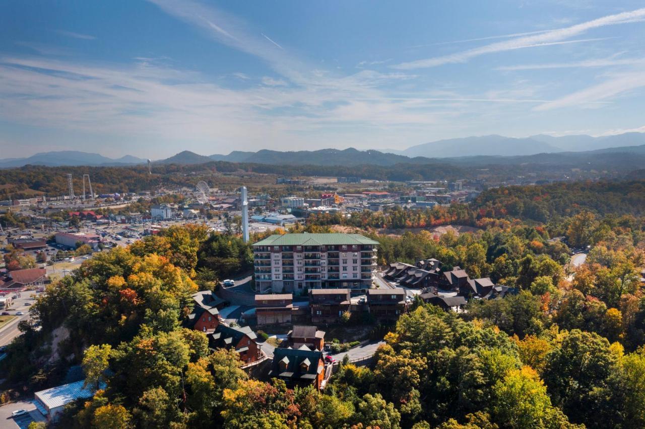 The Bear Paw Palace Mtn View And Community Pools ピジョンフォージ エクステリア 写真